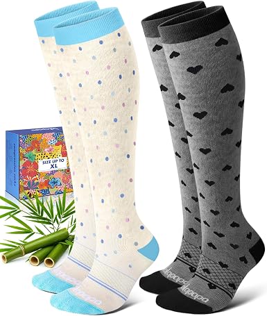 Lalapapa Bamboo Viscose Compression Socks · Everyday Prints — Heart Polka